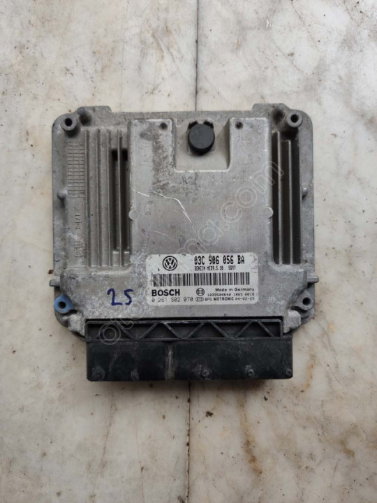 Volkswagen Golf 1.6 FSI Motor Beyni 03C906056BA - 0261S02070