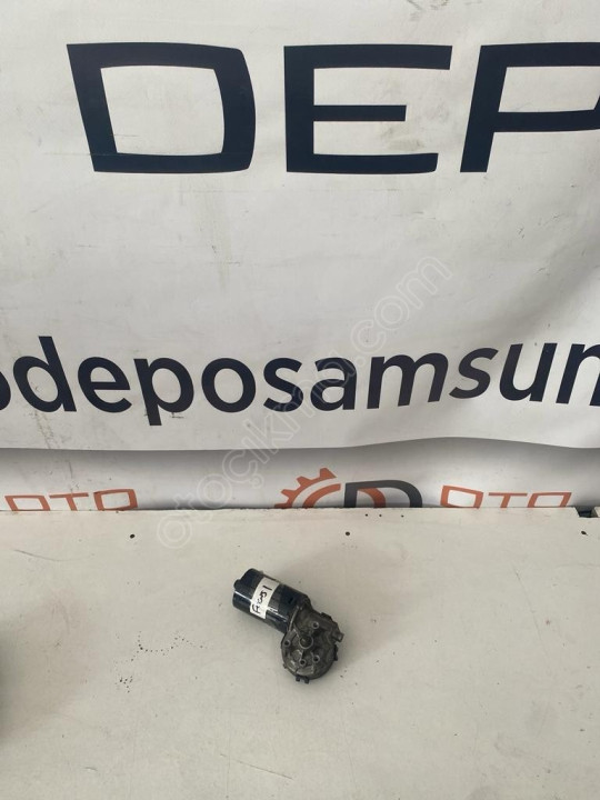 Ford Focus 1 Ön Silecek Motoru Hatasız Orjinal Çıkma