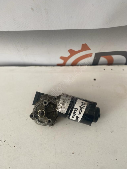 Fiat Albea Doblo Ön Silecek Motoru Hatasız Orjinal Çıkma