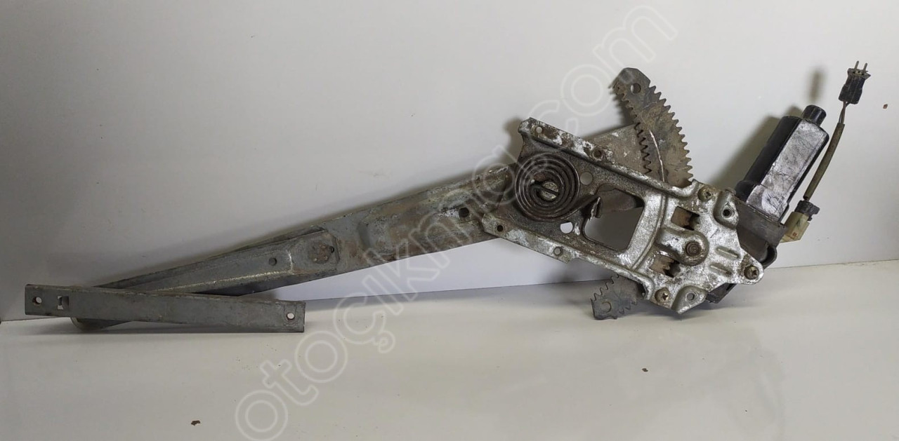 HYUNDAİ H100 CAM KRİKOSU SAĞ