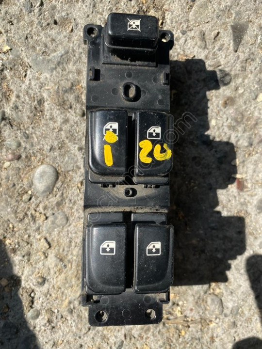 HYUNDAİ İ20 2016 ÇIKMA ORJİNAL SOL CAM DÜĞMESİ