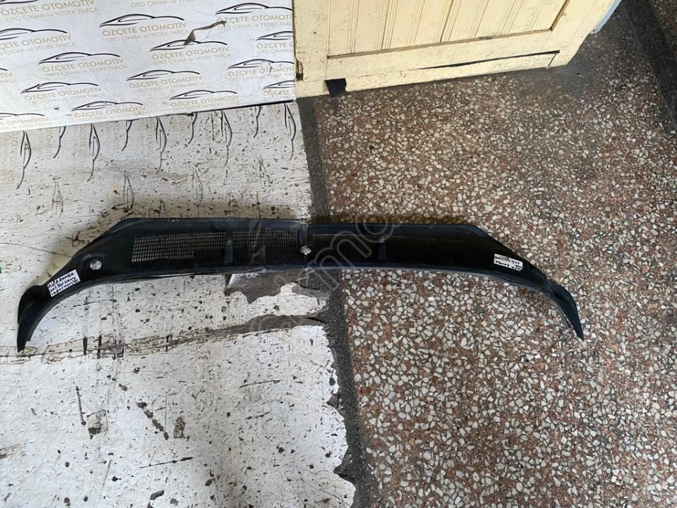 ALFA ROMEO 146 ÖN CAM IZGARASI ORJİNAL ÇIKMA SAĞ VE SOL