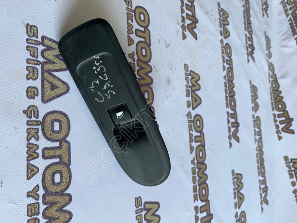 CİTRON C3 SAĞ ÖN CAM DÜĞMESİ