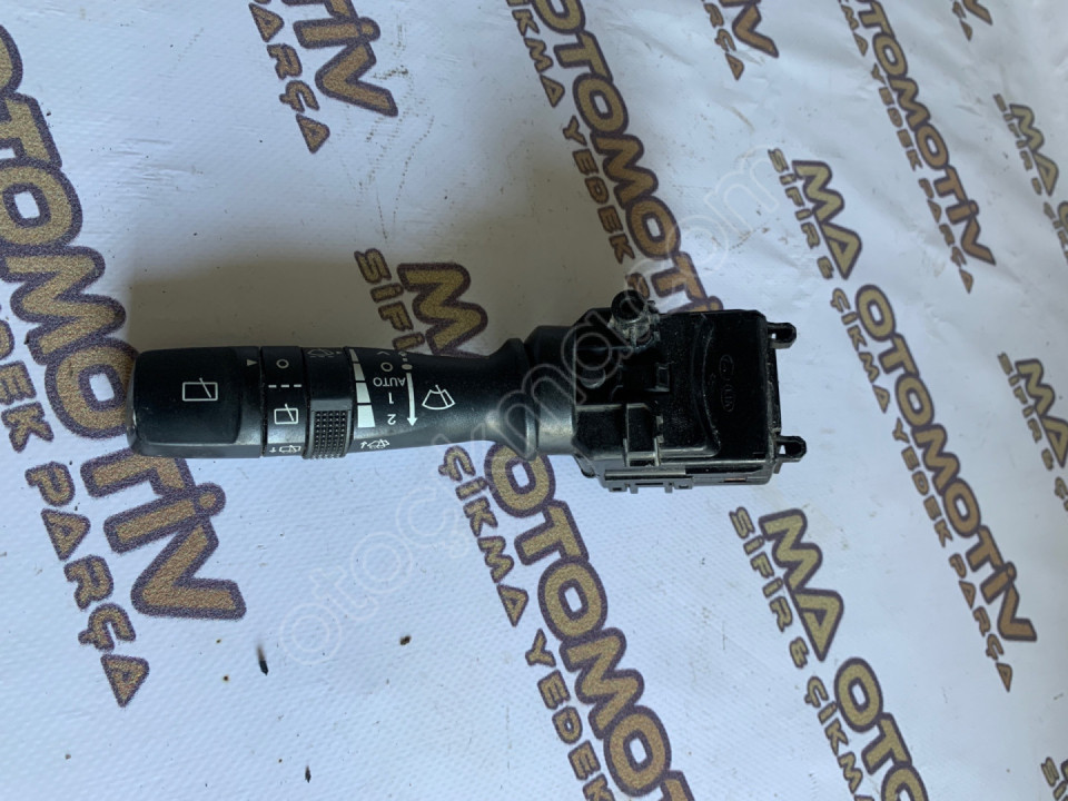 HYUNDAİ İ30 SİLECEK KOLU