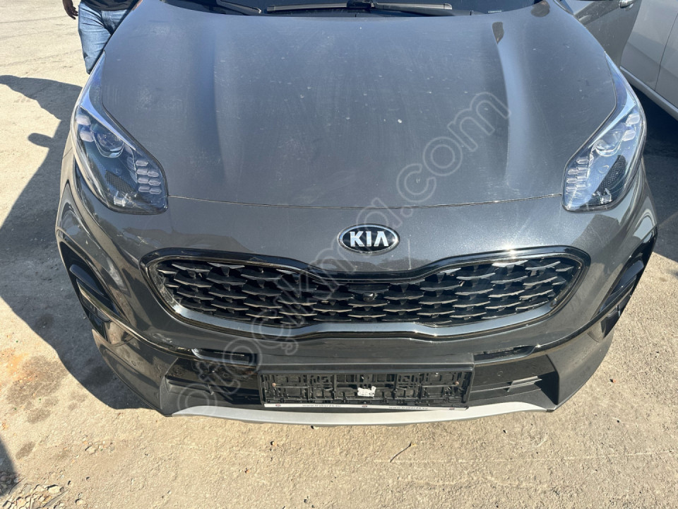 KİA SPORTAGE 2022 DİZEL OTOMATİK ÖN CAM IZGARASI