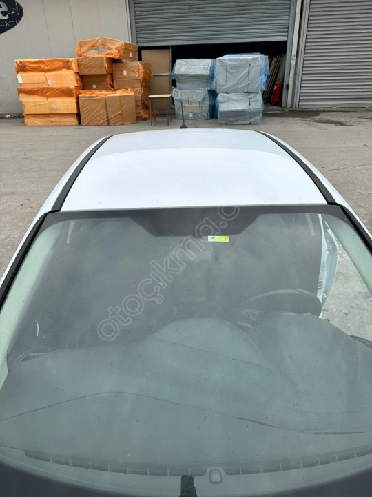 FORD FOCUS 3.5-1.5 2016 OTOMATİK ÖN CAM