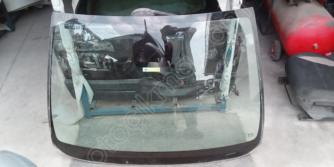 opel astra j st 2015 çıkma orjinal ön cam (son fiyat)