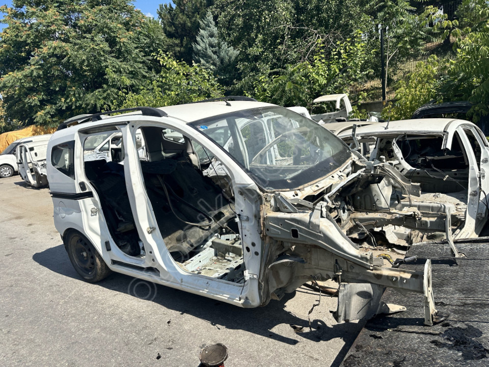 FİAT FİORİNO ÖN CAM