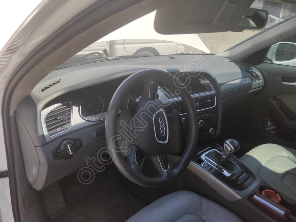 AUDİ A4 2.0 DİZEL 2013 DİREKSİYON MİLİ