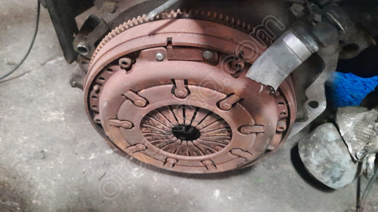 audi a4 a6 passat b6 citroen c5 2.0 20v baskı balata volant