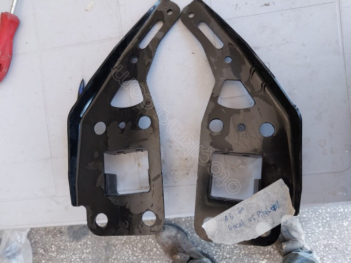A6 Ön Sol Şasi Bacak uç Plakası  SAĞ SOL 4f0805499b