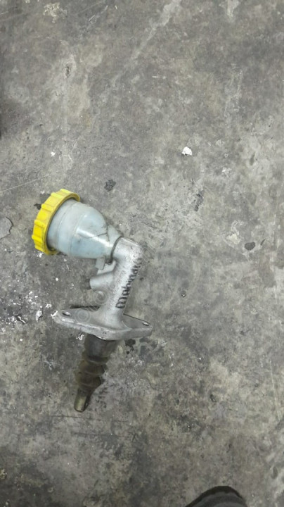 Mahindra debriyaj ust merkez çıkma