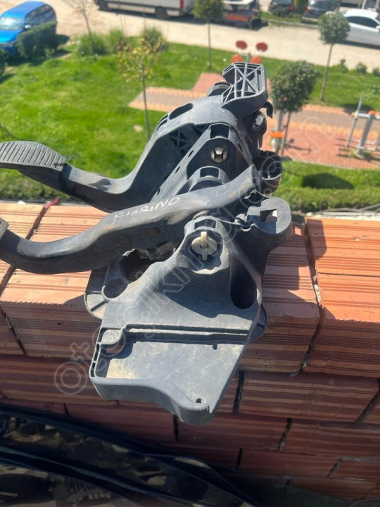 PEDAL ÇESİTLERİMİZ ELİMİZDE MEVCUTTUR.