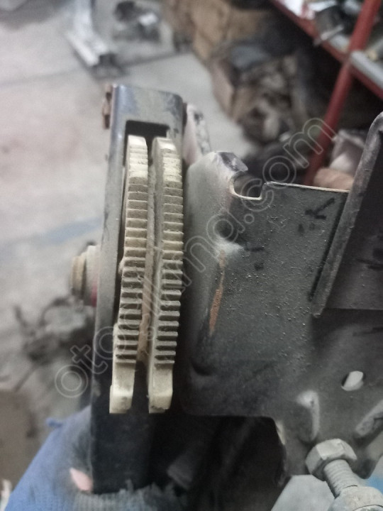 Ford Taunus debriyaj pedalı