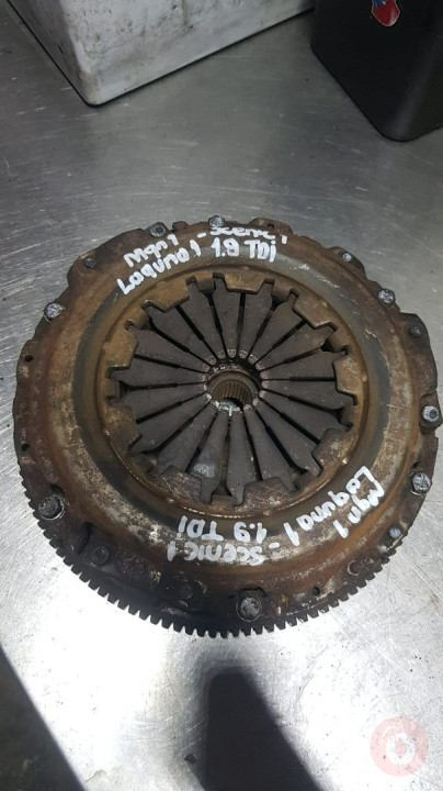 Renault megane1-scenic1-laguna1 1.9 TDİ baskı balata volant