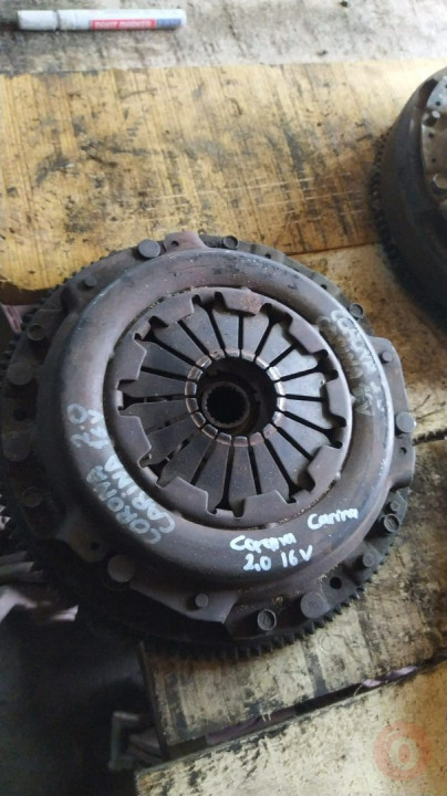 Corana Carina 2.0 16 v baskı balata volant çıkma