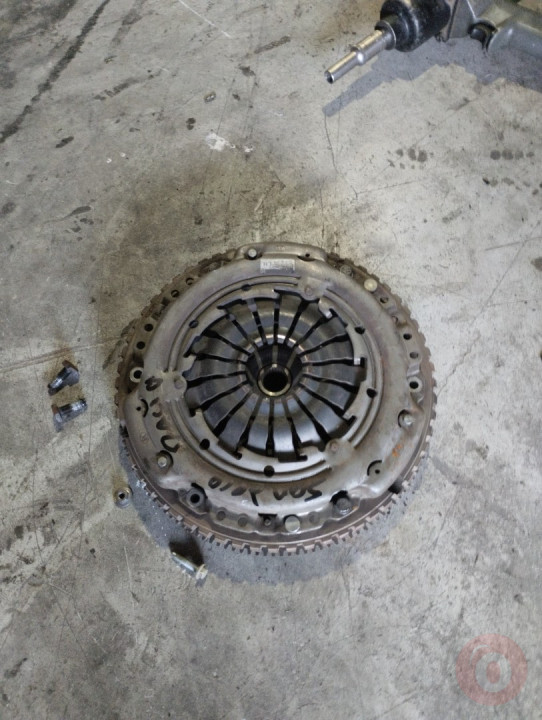 Dacia Sandero baskı balata volant