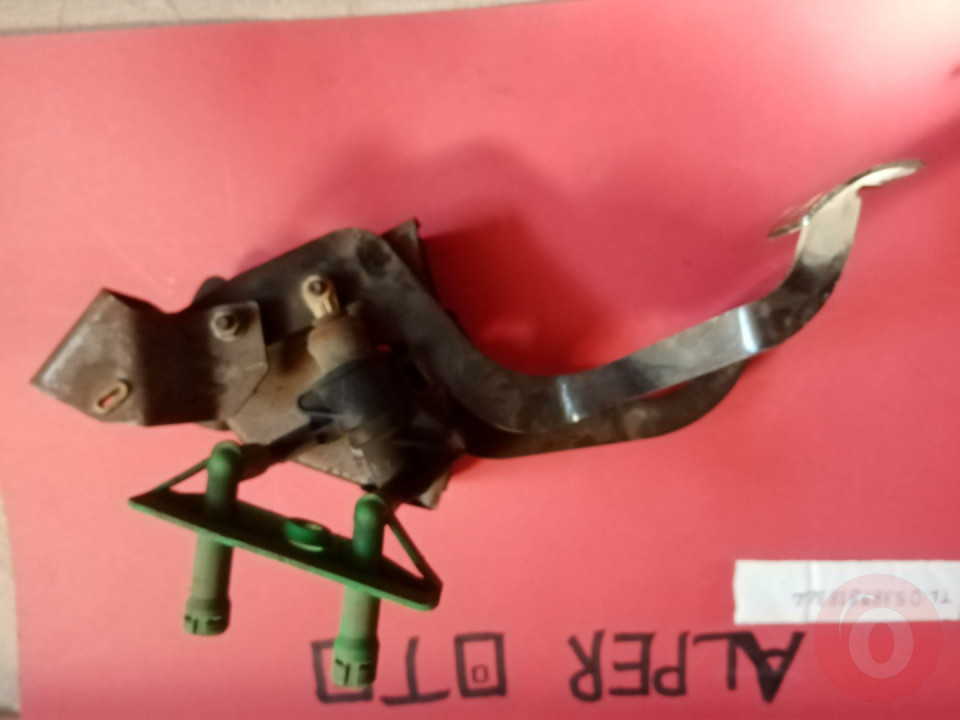 Ford focus 1 Ford Connect Debriyaj petali fren petalı