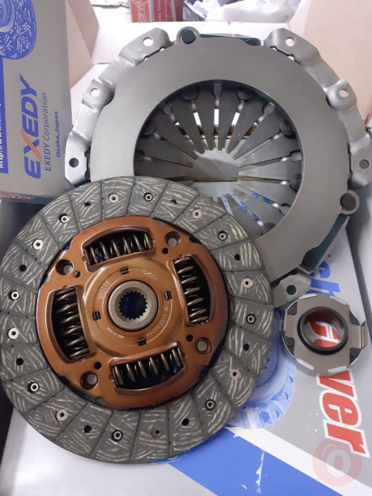 MİTSUBISHI LANCER DEBRİYAJ SETİ 2003-2014 ARASI SIFIR