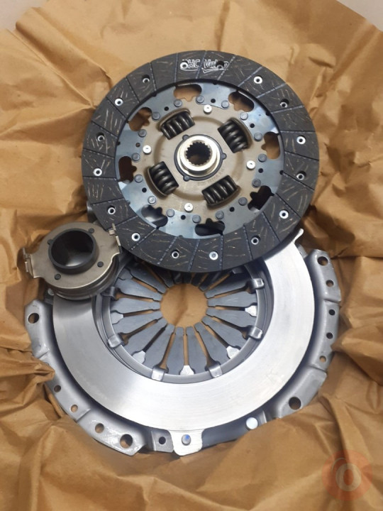 KIA SEPHIA /SHUMA DEBRİYAJ SETİ 1992-2005 ARASI SIFIR