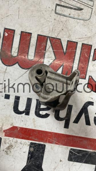 vw polo 2018 egzoz tutucusu