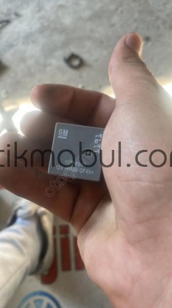 13306941 opel corsa d 1191 nolu röle