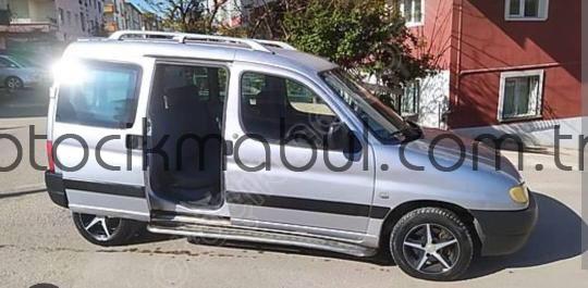 PEUGEOT PARTNER EGZOZ