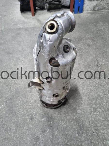 TOYOTA    PROACE  CİTY   ÇIKMA    KATALİZÖR