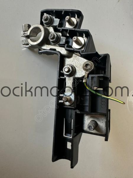 Çıkma Akü Güç Dağıtıcı Audi A6 A5 A4 8J0915459