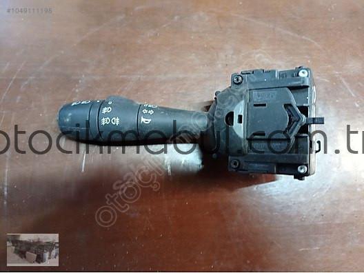 DACİA DUSTER SİNYAL KOLU ORİJİNAL ÇIKMA