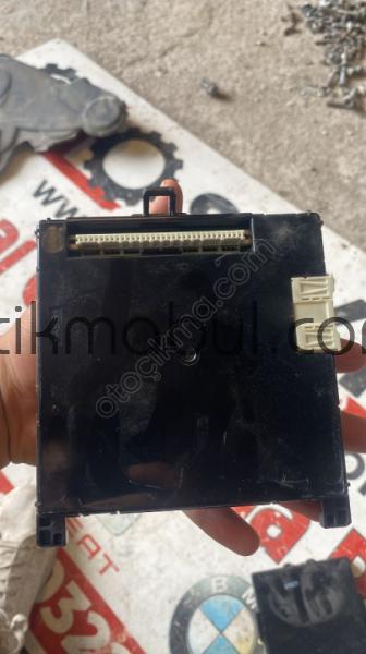 89221-02401 toyota corolla 2018 sigorta kutusu beyni