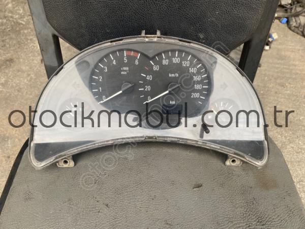 OPEL CORSA KİLOMETRE SAATİ