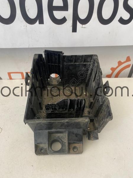 Nissan Navara Akü Ayağı Hatasız Orjinal Çıkma