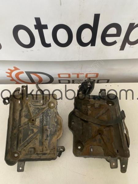 Fiat Fiorino Linea Akü Ayağı Hatasız Orjinal Çıkma