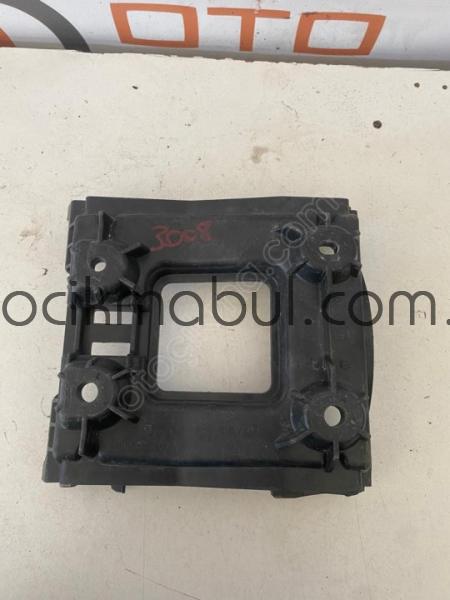 Peugeout 3008 Akü Ayağı Hatasız Orjinal Çıkma