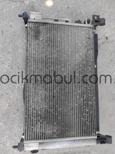 OPEL CORSA D KLİMA RADYATÖRÜ CIKMA