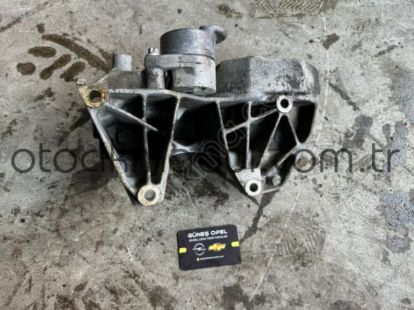 OPEL VECTRA B 2.0 BENZİNLİ KLİMA BAĞLANTI AYAĞI 90528680