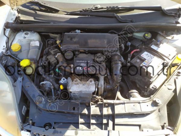 Ford fiesta 1.4 tdci motor şanzuman çıkma dolu