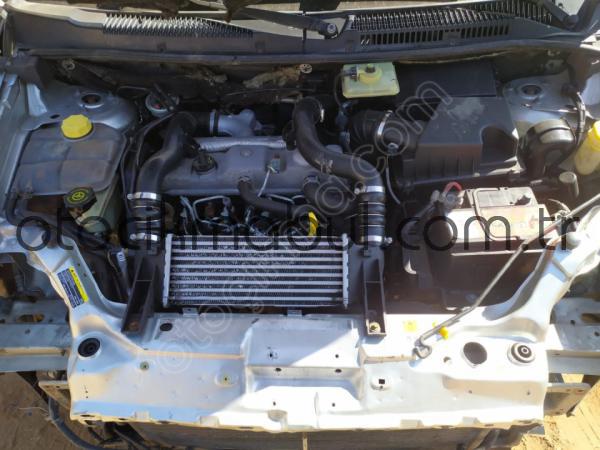 Ford connecet 90 lık motor şanzuman çıkma dolu