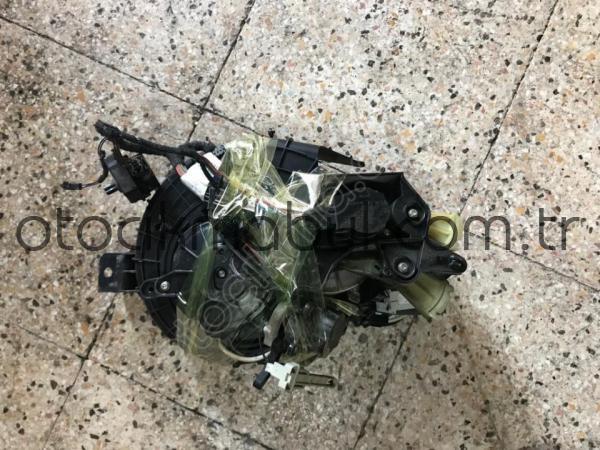 2013 OPEL ASTRA J KALORİFER FAN MOTORU ORJ ÇIKMA