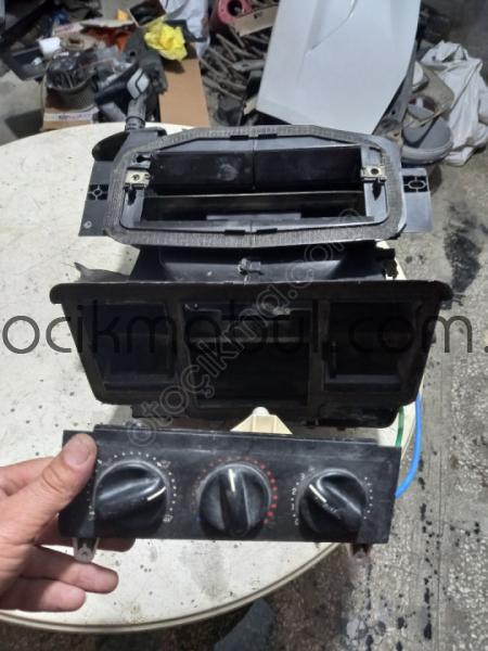 Renault Kangoo kalorifer kutusu