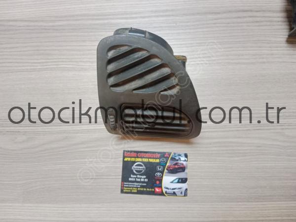 Mazda 323 Sedan Orta &amp; Sağ Kalorifer Üfleme 1999-2003 ÇIKMA
