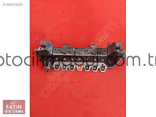 PEUGEOT 2008 KONTROL PANELİ 98261081xu-02