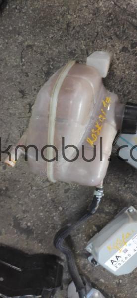 NİSSAN QASHQAİ 1.6 2017 YEDEK SU DEPOSU