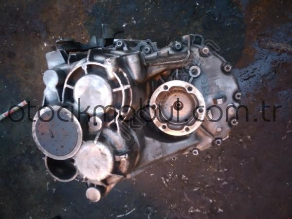 05 12 audi a3 2.0tdi 6ileri şanzıman HDU orjinal çıkma