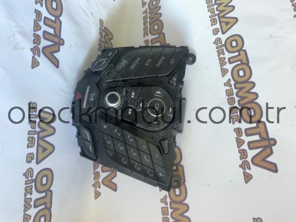 FORD FİESTA RADİO TEYP KONTROL PANELİ