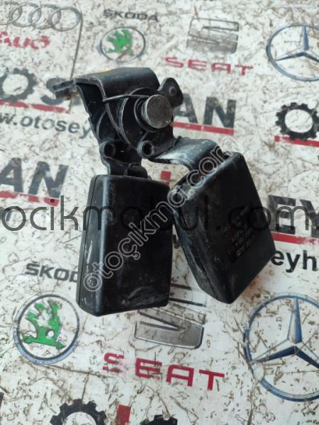 8V0857739A Passat b8 sol arka emniyet kemeri tokaları