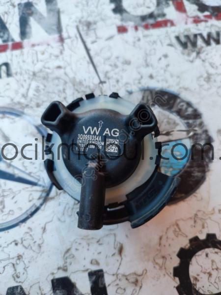 3Q0959354A Seat Leon 2015 sağ ön kapı darbe sensörü