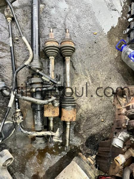 RANGE ROVER  ARKA AKSLAR