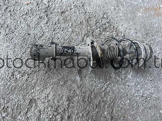 Clio 2 Model Renault İçin Kaliteli Amortisör Seçenekleri